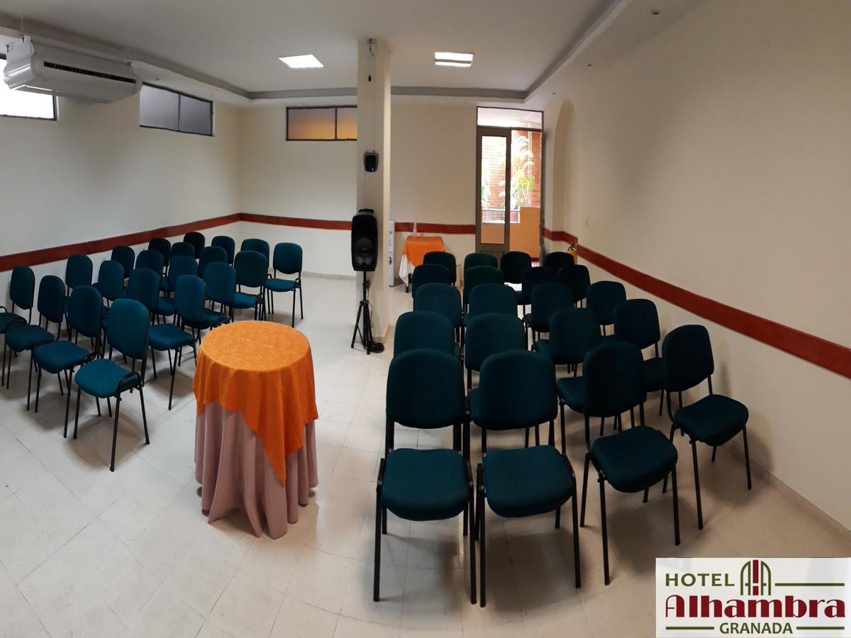 Hotel Alhambra ميتا المظهر الخارجي الصورة